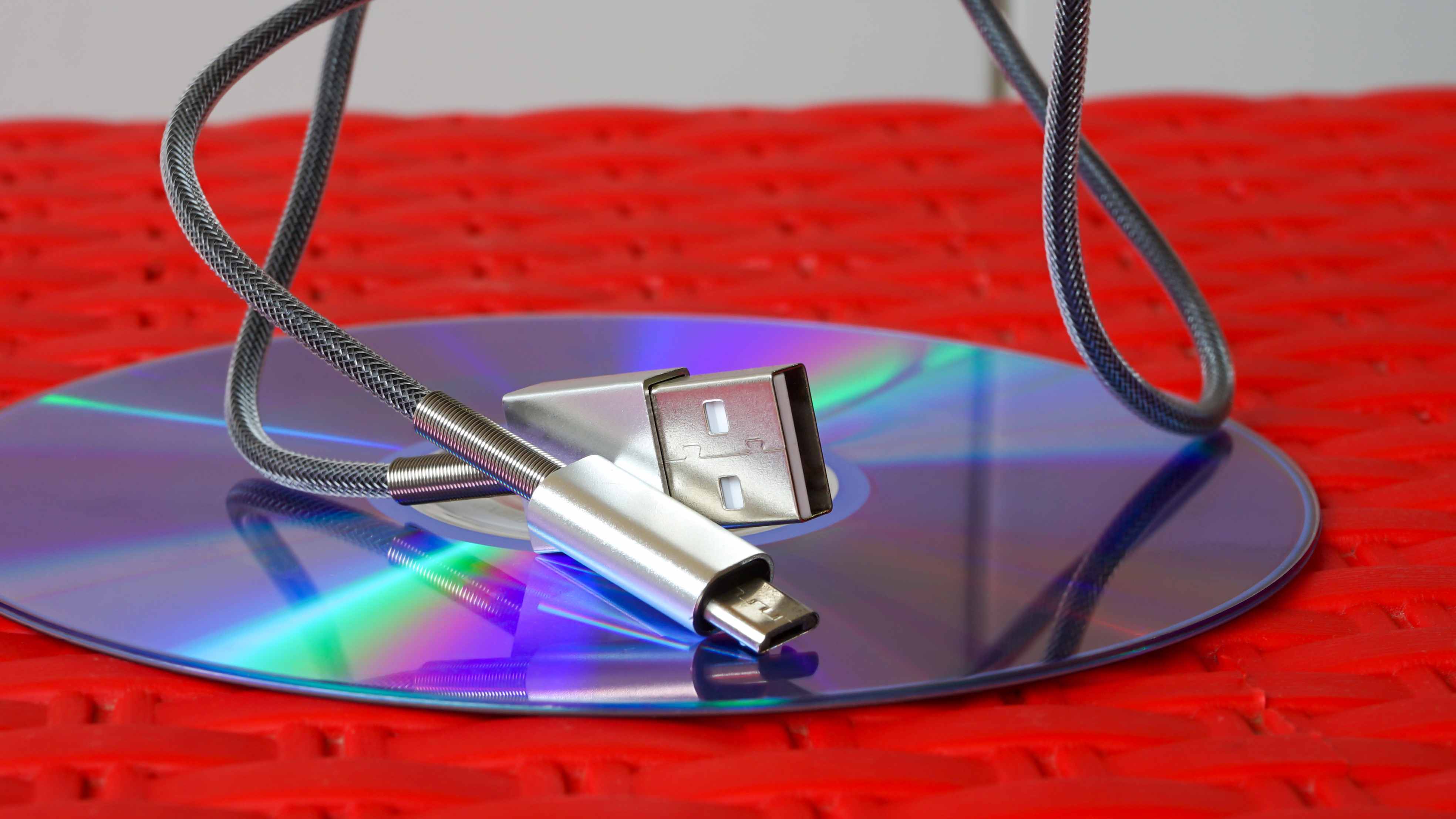 Эволюция USB 3.0 до 3.2: скорость и функциональность